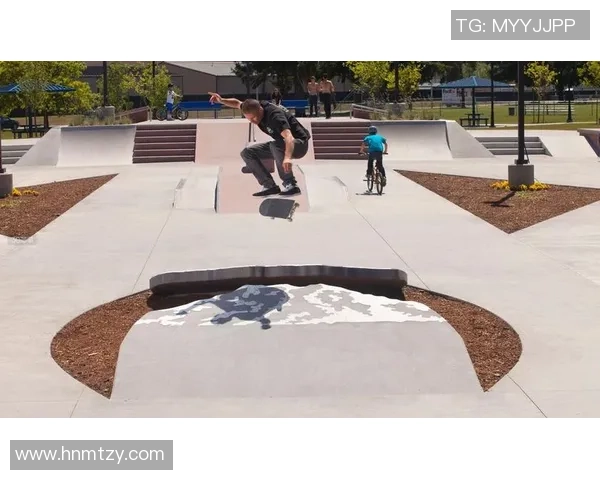 深圳滑板队荣登全国滑板意识排行榜第五名展现青春活力与竞技精神